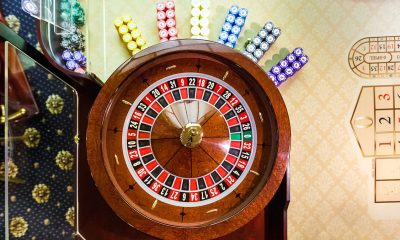 roulette wiel en chips